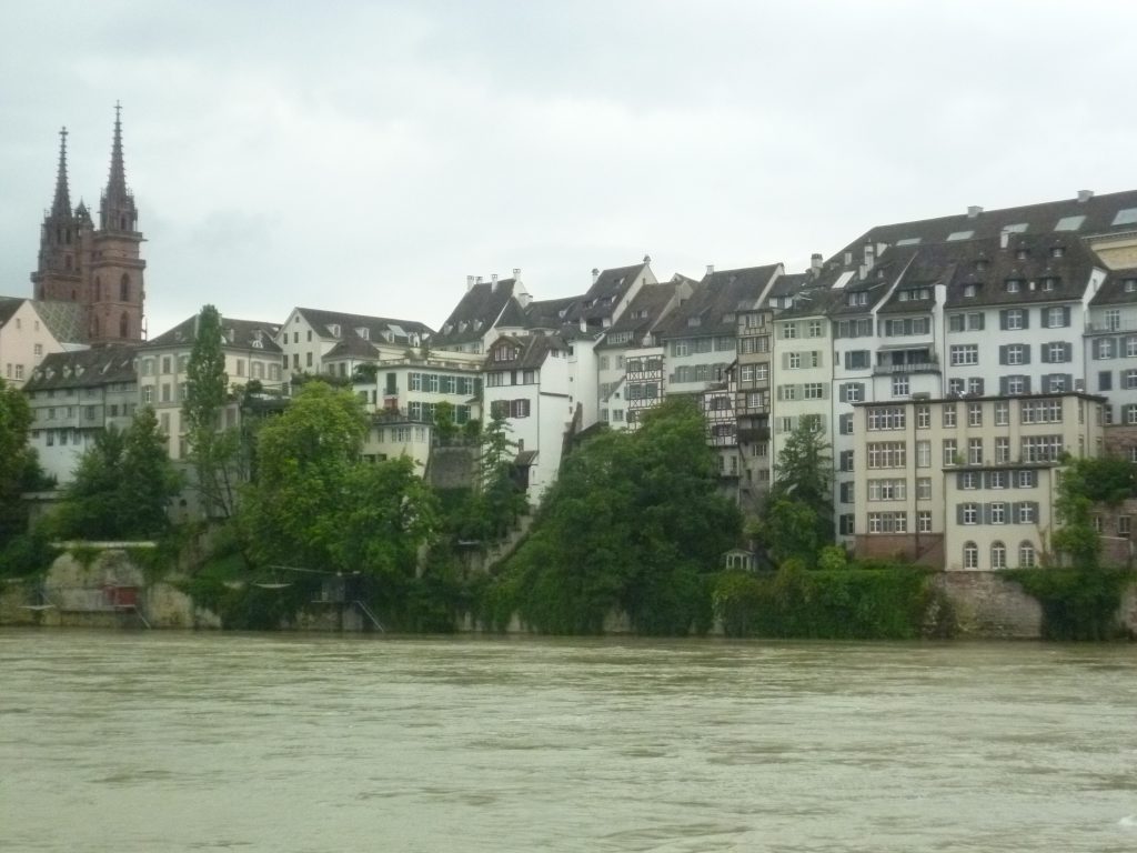 Blick über den Rhein nach Basel